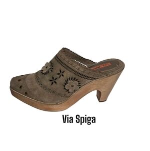 Via Spiga Light Brown Studded Embellished Boho Vintage Clogs